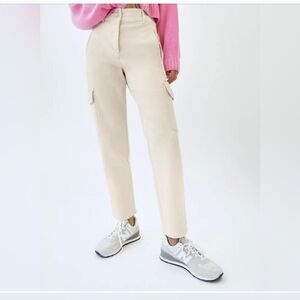 Aritzia Birch Modern Cargo new Adjustable tapered or loose leg